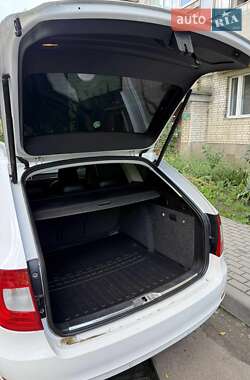 Универсал Skoda Superb 2012 в 