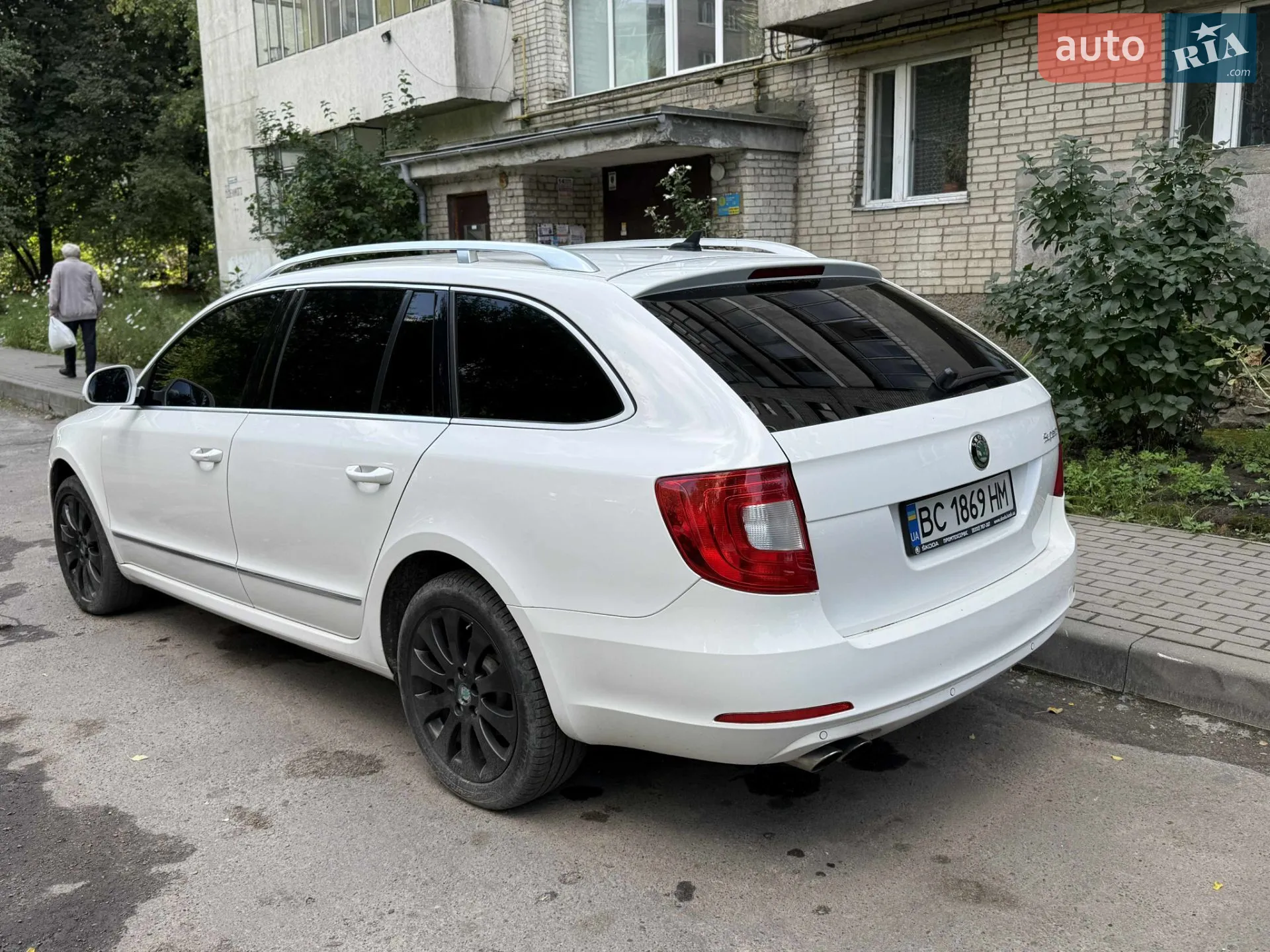 2012 Skoda Superb - мініатюра 5