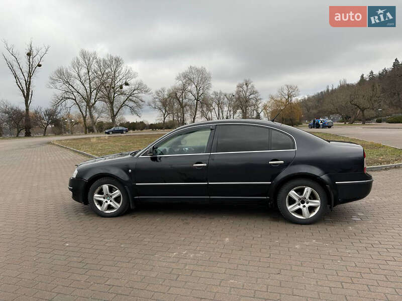 Лифтбек Skoda Superb 2007 в Каневе