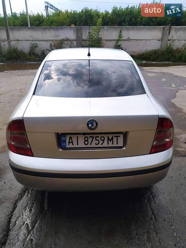 Ліфтбек Skoda Superb 2006 в Білій Церкві