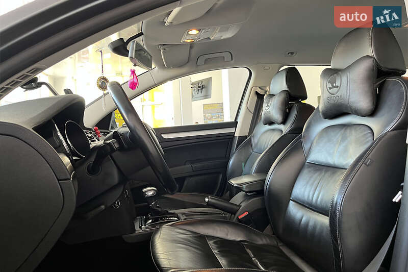 Универсал Skoda Superb 2010 в Шептицькому