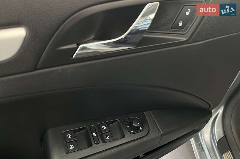 Универсал Skoda Superb 2010 в Шептицькому