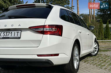 Универсал Skoda Superb 2021 в 