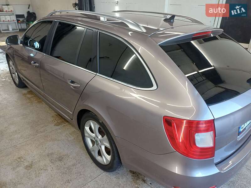 Универсал Skoda Superb 2013 в Сумах