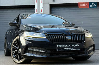 Лифтбек Skoda Superb 2020 в Киеве