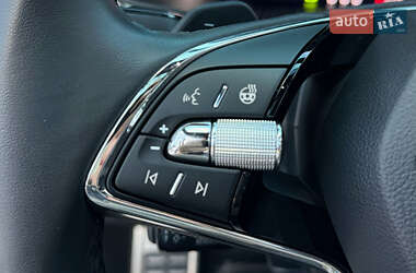 Лифтбек Skoda Superb 2020 в 