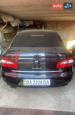 Skoda Superb 2012
