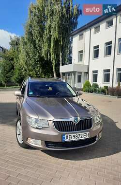 Skoda Superb 2011