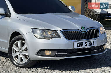 Универсал Skoda Superb 2014 в 