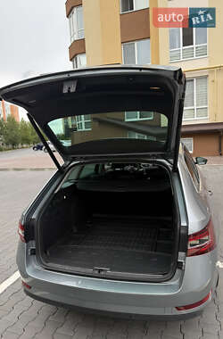 Универсал Skoda Superb 2015 в 