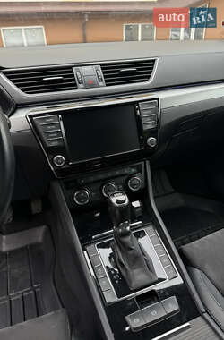 Универсал Skoda Superb 2015 в 