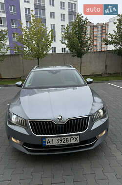 Универсал Skoda Superb 2015 в 