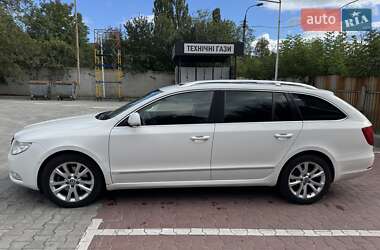 Универсал Skoda Superb 2011 в 