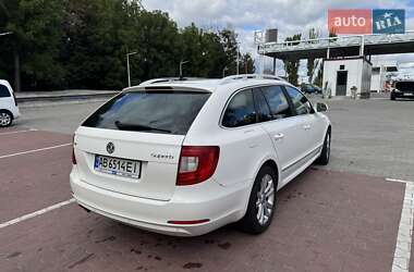 Универсал Skoda Superb 2011 в 