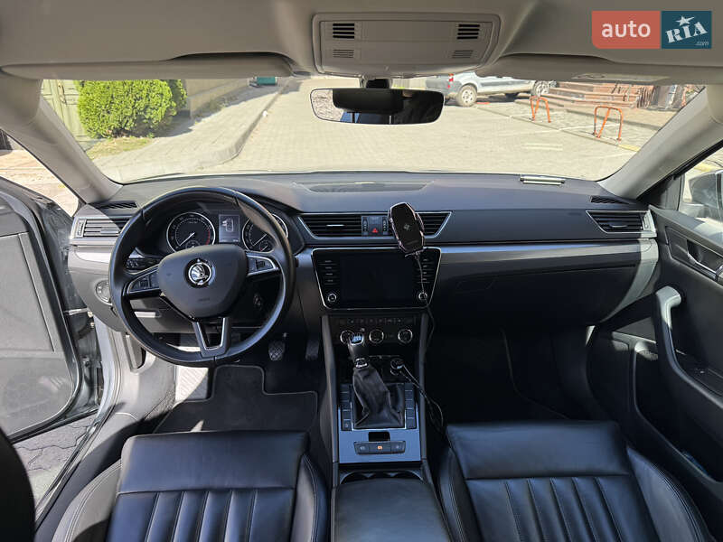 Лифтбек Skoda Superb 2018 в Львове