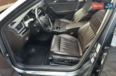 Универсал Skoda Superb 2018 в 