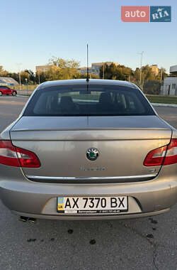 Лифтбек Skoda Superb 2008 в 