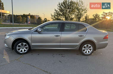 Лифтбек Skoda Superb 2008 в 
