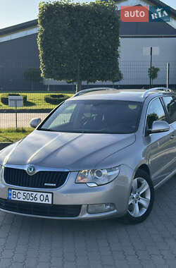 Универсал Skoda Superb 2012 в Бродах