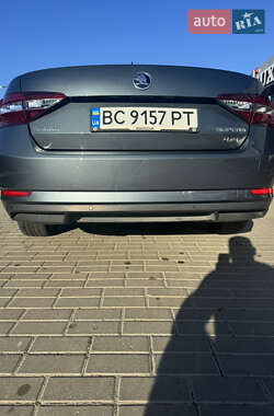 Лифтбек Skoda Superb 2018 в 