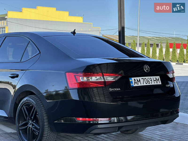 Лифтбек Skoda Superb 2018 в Звягеле