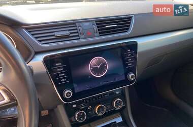 Универсал Skoda Superb 2019 в 