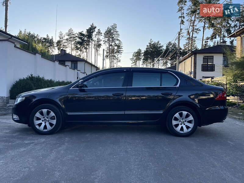 Лифтбек Skoda Superb 2010 в Киеве