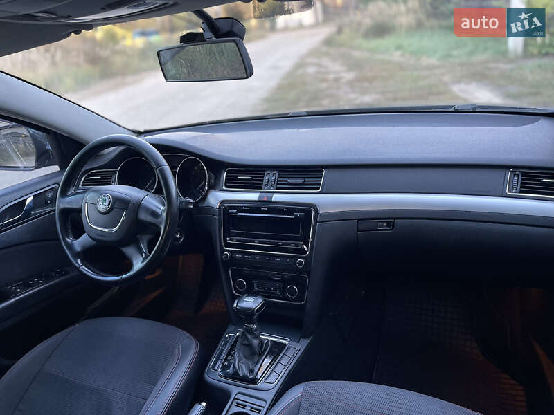 Лифтбек Skoda Superb 2010 в Киеве