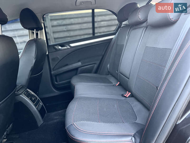 Лифтбек Skoda Superb 2010 в Киеве