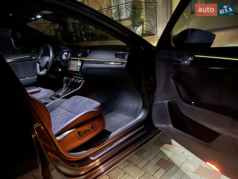 Универсал Skoda Superb 2018 в Луцке
