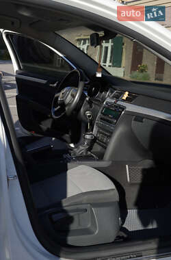 Лифтбек Skoda Superb 2010 в 