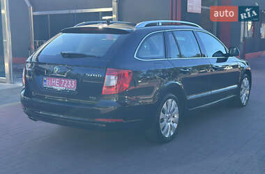 Универсал Skoda Superb 2012 в 