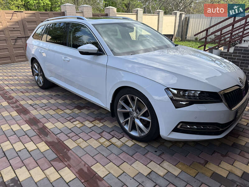 Универсал Skoda Superb 2019 в Кривом Роге