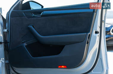 Лифтбек Skoda Superb 2020 в 