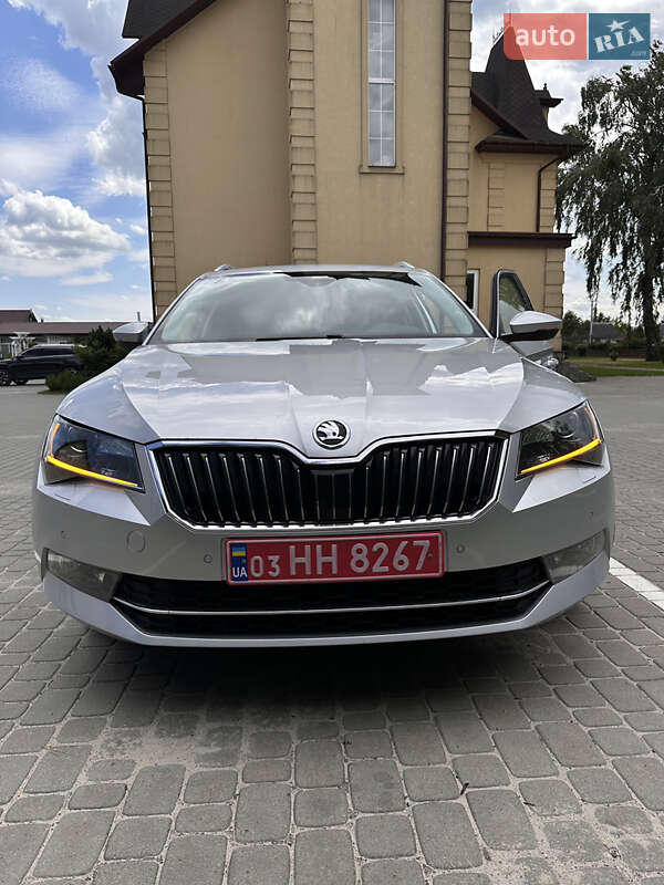 Универсал Skoda Superb 2018 в Кременце