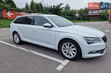 Универсал Skoda Superb 2017 в 