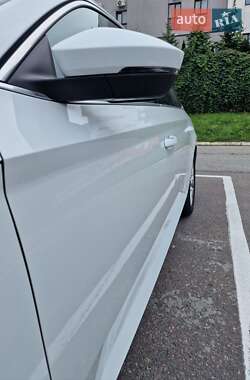 Универсал Skoda Superb 2017 в 