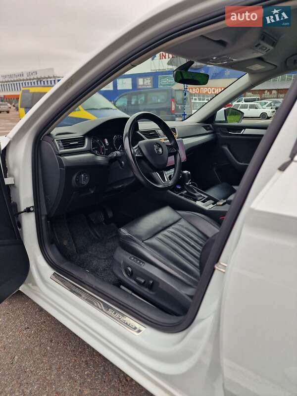 Универсал Skoda Superb 2017 в Львове фото 115 Универсал Skoda Superb 2017 в Львове