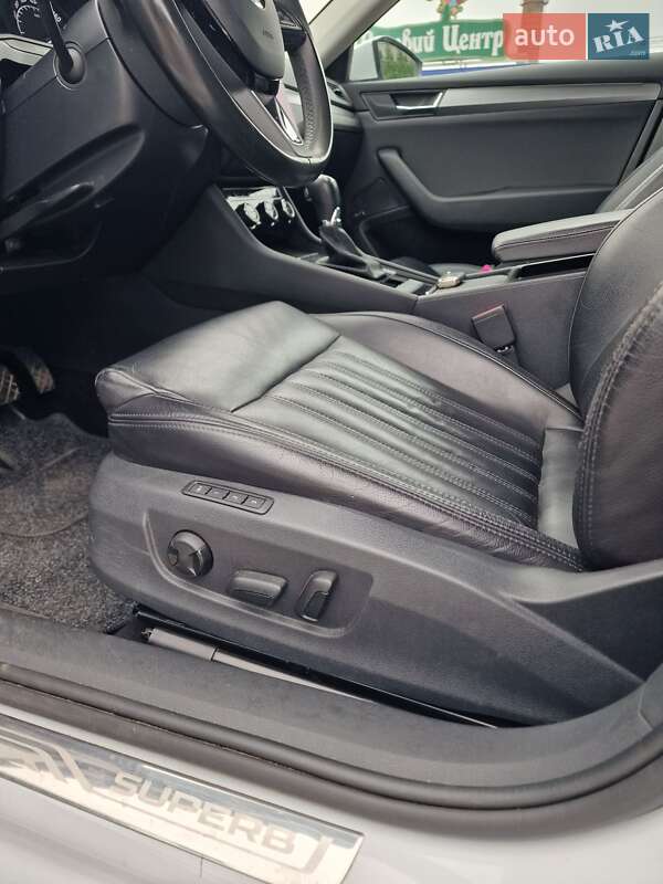 Универсал Skoda Superb 2017 в Львове фото 122 Универсал Skoda Superb 2017 в Львове