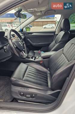 Универсал Skoda Superb 2017 в 