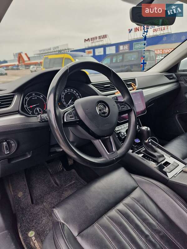 Универсал Skoda Superb 2017 в Львове фото 161 Универсал Skoda Superb 2017 в Львове