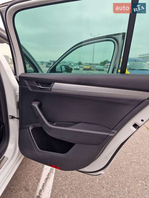 Универсал Skoda Superb 2017 в Львове фото 50 Универсал Skoda Superb 2017 в Львове