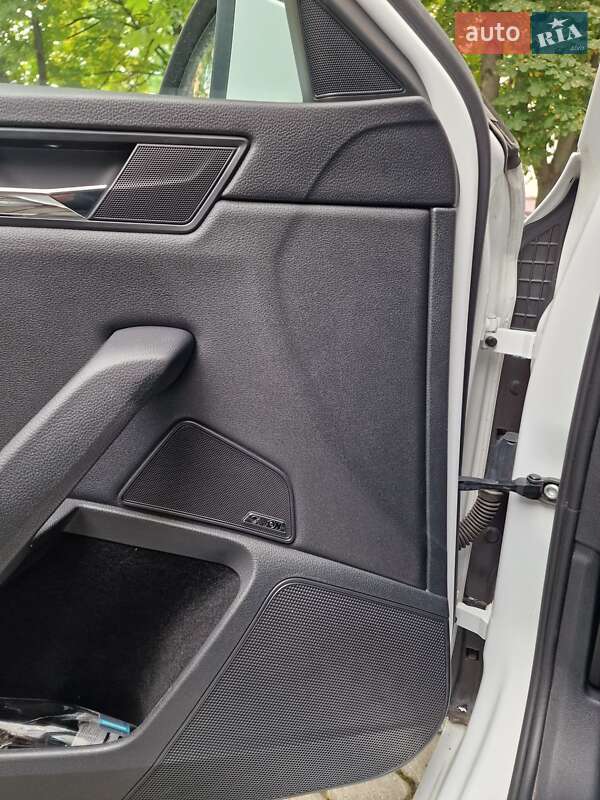 Универсал Skoda Superb 2017 в Львове фото 84 Универсал Skoda Superb 2017 в Львове