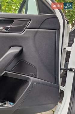 Универсал Skoda Superb 2017 в 