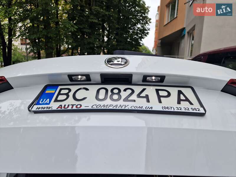 Универсал Skoda Superb 2017 в Львове фото 87 Универсал Skoda Superb 2017 в Львове