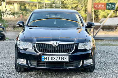 Лифтбек Skoda Superb 2009 в 