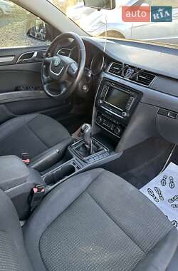 Лифтбек Skoda Superb 2010 в 