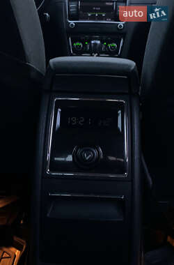 Лифтбек Skoda Superb 2013 в 