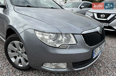 Лифтбек Skoda Superb 2012 в 