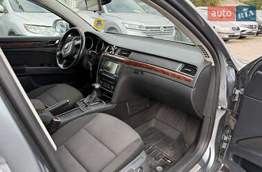 Лифтбек Skoda Superb 2012 в 